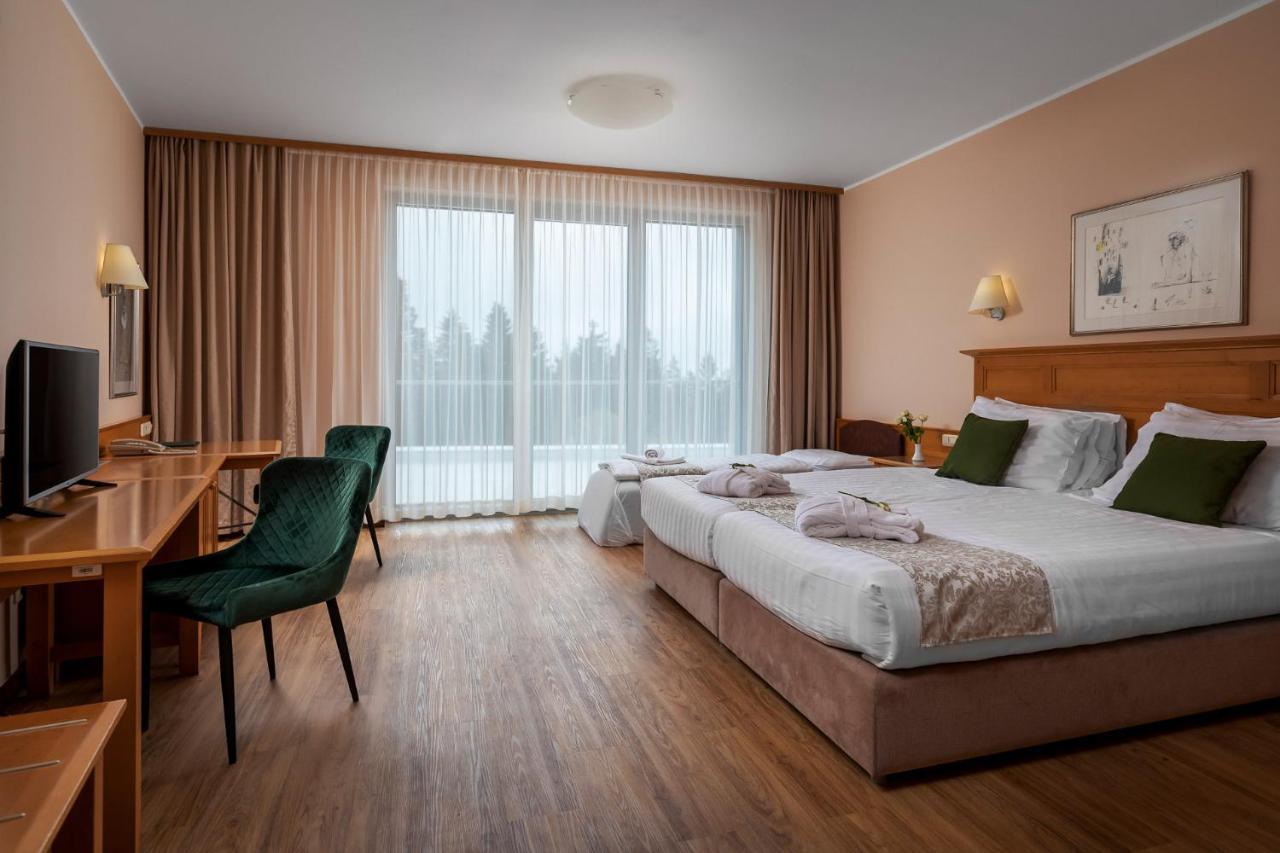 Grand Hotel BELLEVUE Hočko Pohorje Exterior foto